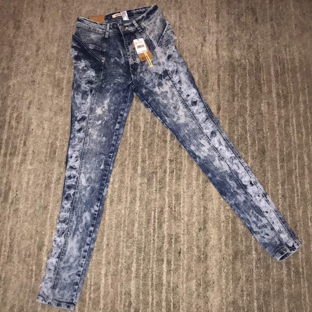 Jeans - Picture 4 of 6